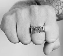 Load image into Gallery viewer, Australian Flag Gents Ring - Wavy - Solid Sterling Silver