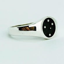 Load image into Gallery viewer, Southern Cross Ladies Signet Ring, Silver